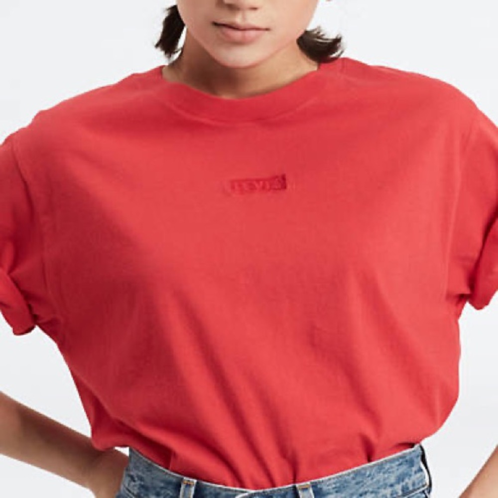 Levi’s cropped tee w/ free face mask